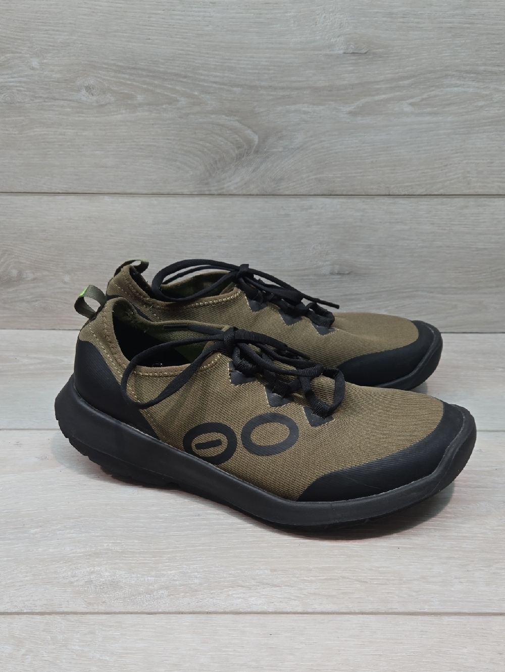 Oofos Men's Olive Green Casual Lace Up Sneaker Shoes Sz 9